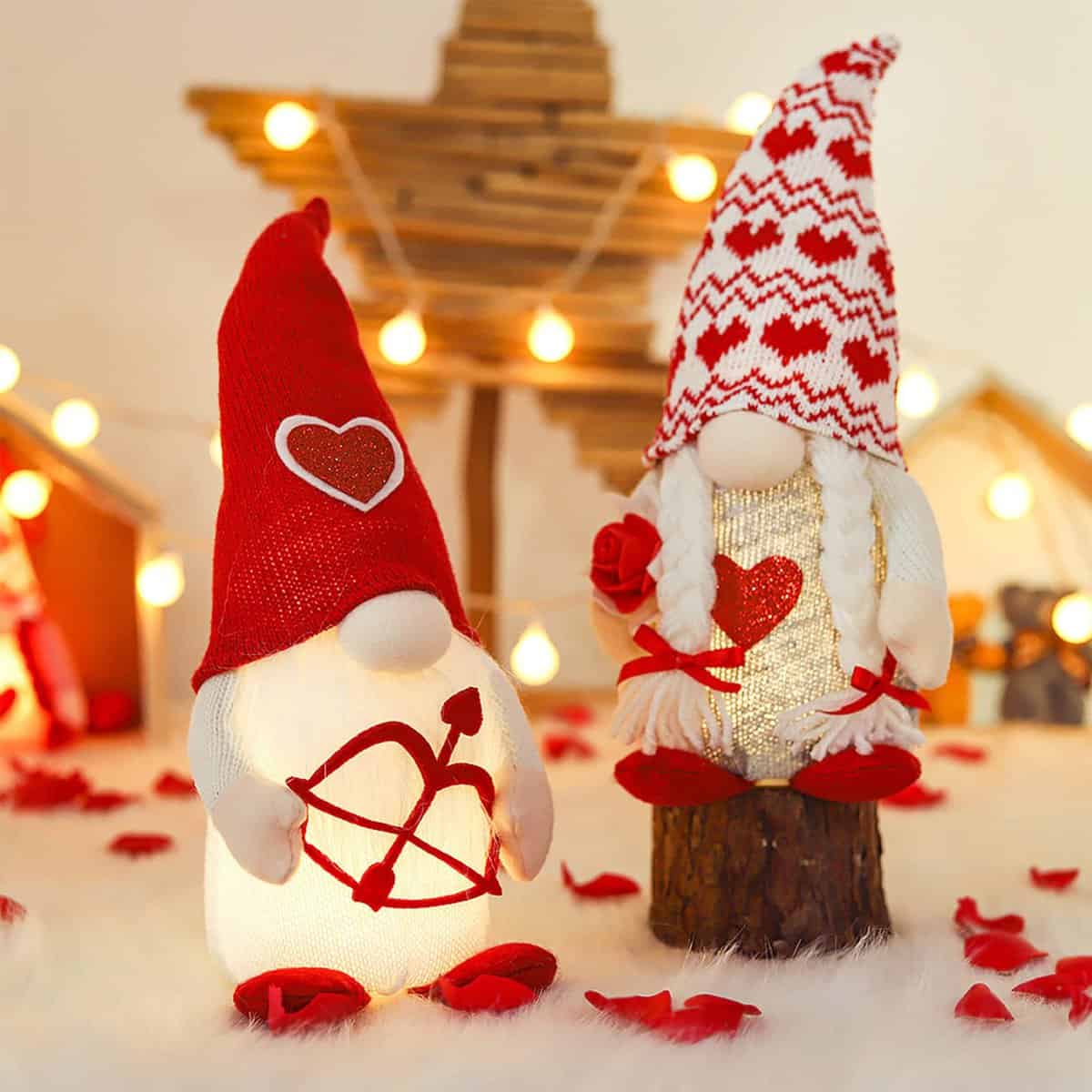 2 Pezzi Gnomi Di San Valentino,Decorazioni Per San Valentino,Decorazione Elfo Di Peluche Gnomi Con Led Luce Luminosi,Bambola Senza Volto,Decorazioni Scandinave Per Tavolo,Regali Per San Valentino Lei