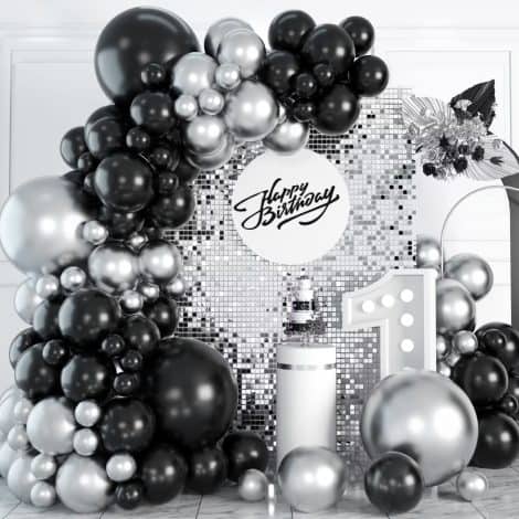 Ghirlanda nera e argentata, con palloncini metallizzati, ideale per decorare compleanni, matrimoni, baby shower.