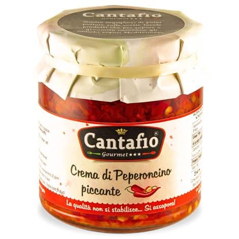 Cantafio Crema di Peperoncino piccante sott’olio 280g: Gustosissima delizia piccante per palati italiani.